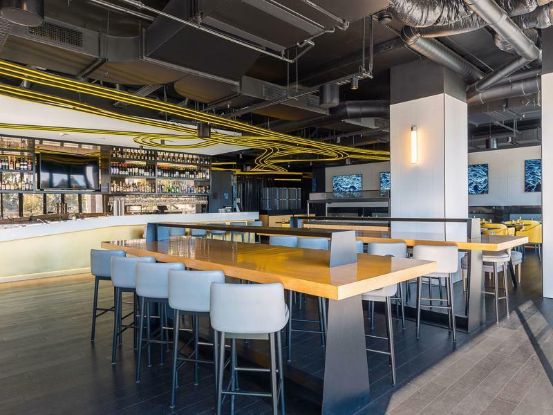 Peppers Docklands Hotell Melbourne Eksteriør bilde The interior of the lounge